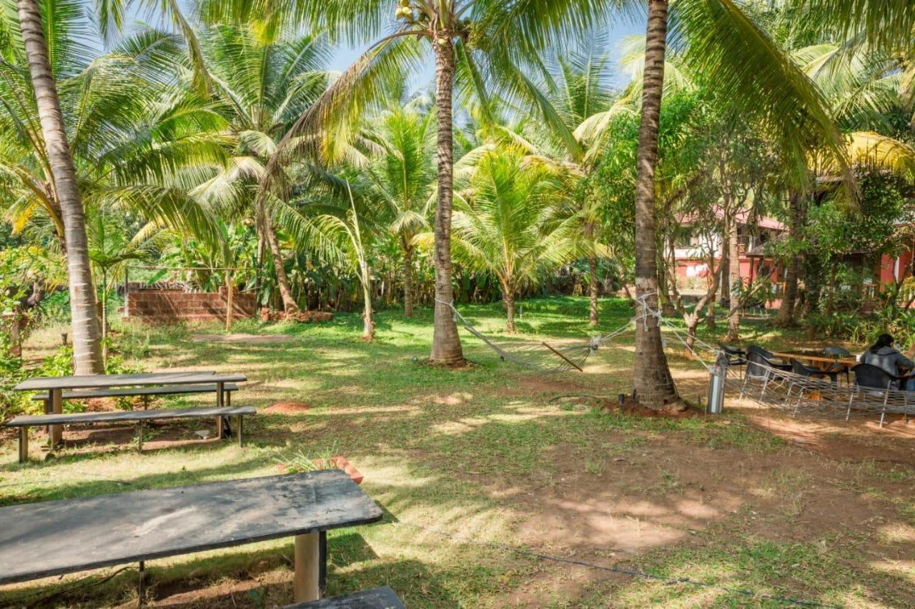 Saminder Beach House Jaitapur Bagian luar foto