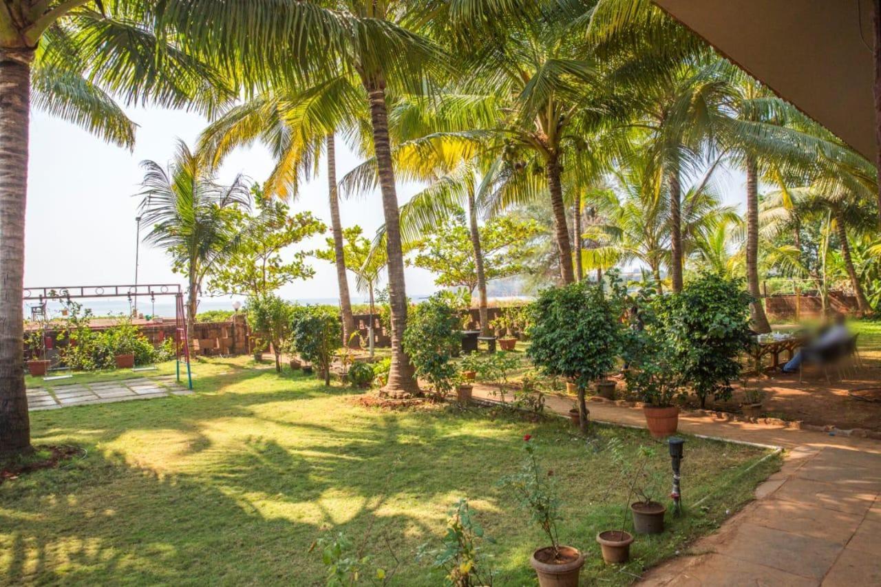 Saminder Beach House Jaitapur Bagian luar foto